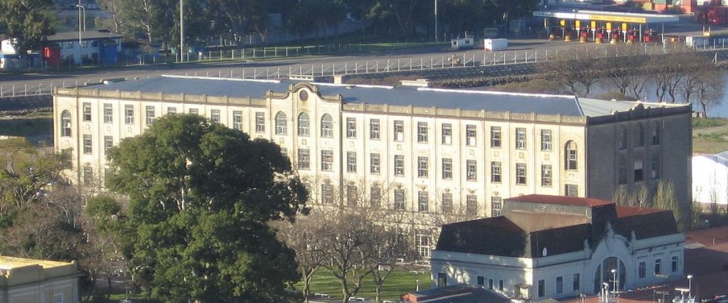 hotel de los inmigrantes hufo franco